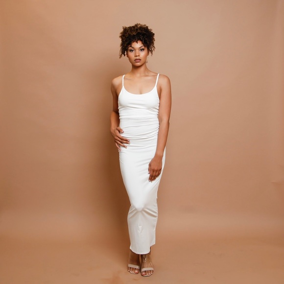 Women’s lightweight dress with spaghetti straps. - Picture 7 of 12